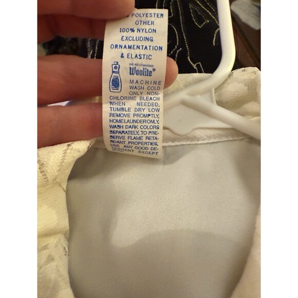 Her Majesty Vintage Girls Robe Quilted Red Plaid Christmas Lace SZ 8 - Picture 10 of 14